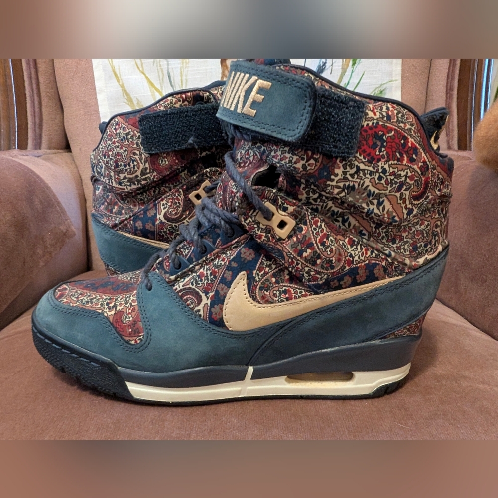 Liberty Of London X Wms Air Revolution Sky High Size 8.5